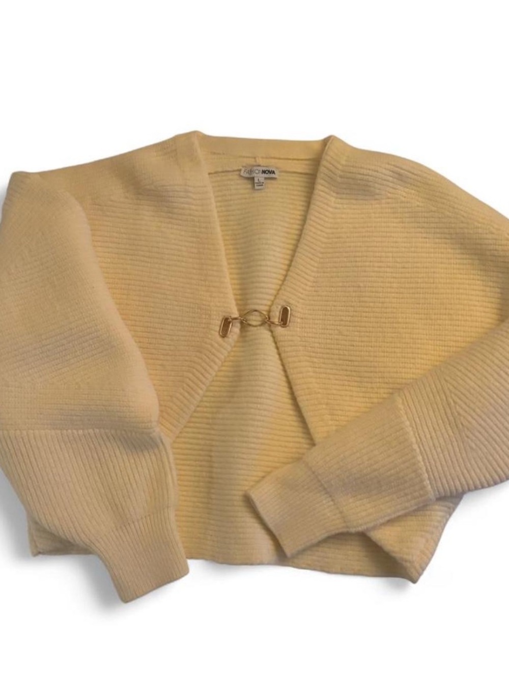 Fashion Nova Cream Ribbed Cropped Cardigan with Gold Clasp